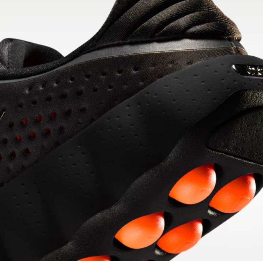Nike Mind 002
