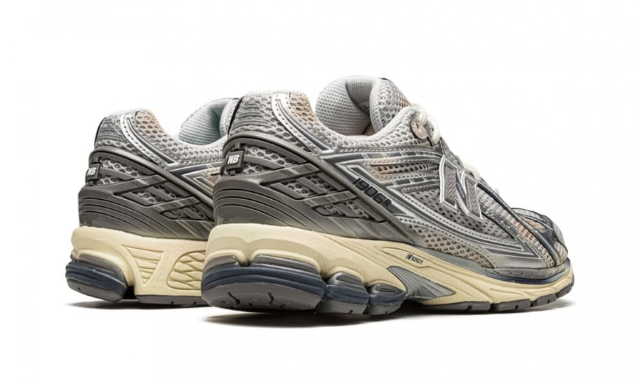 New Balance 1906 Grey