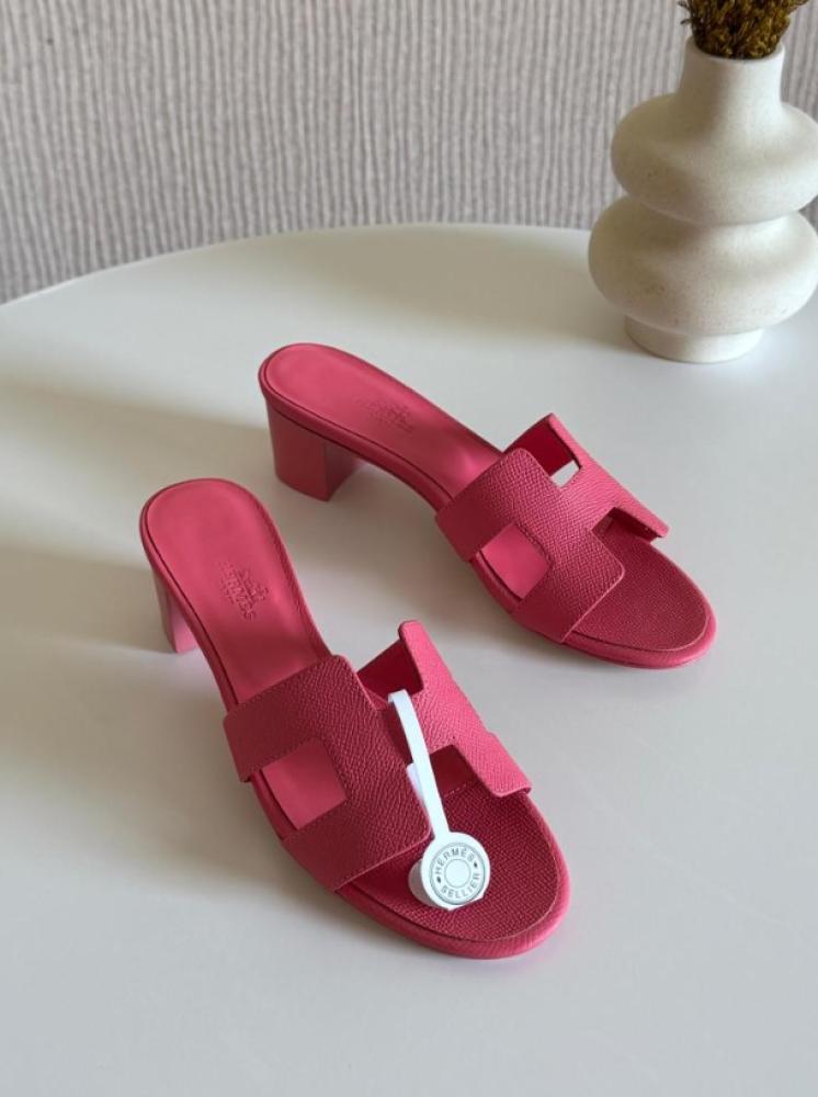 Hermes women