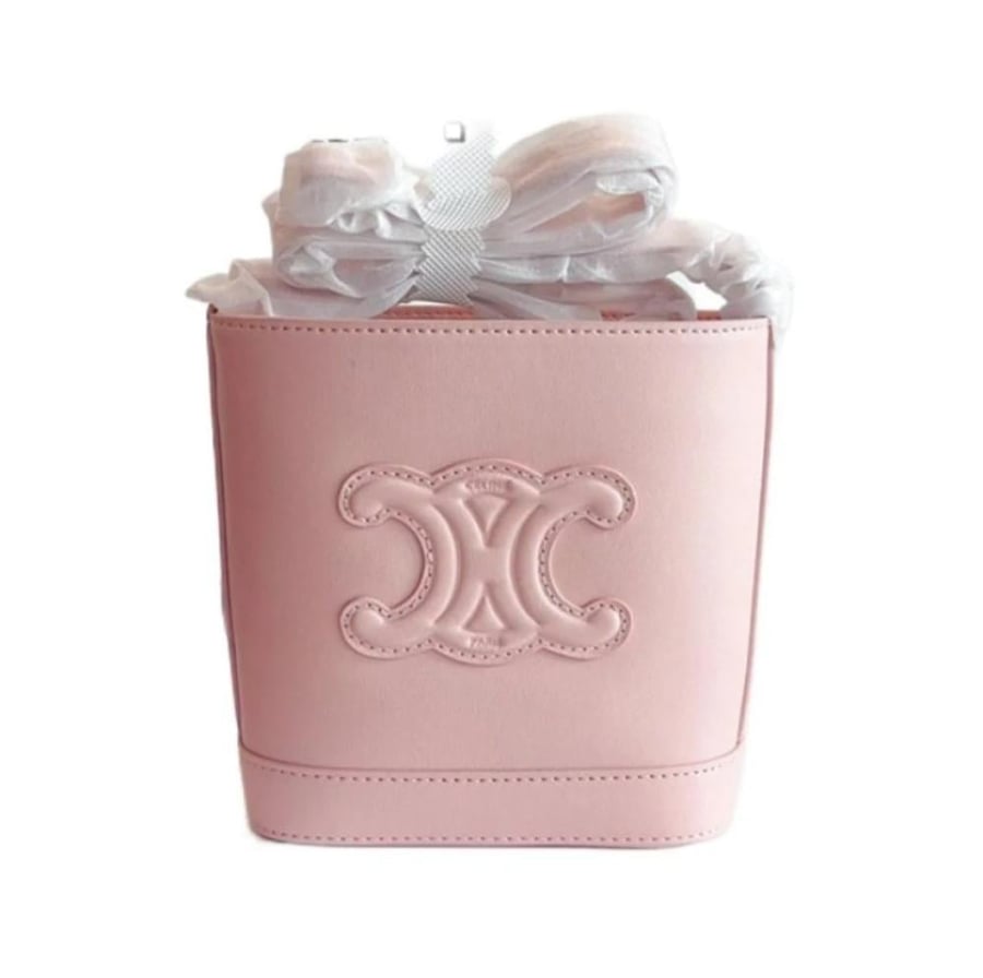 Celine Cuir Triomphe Bucket Bag in pink leather