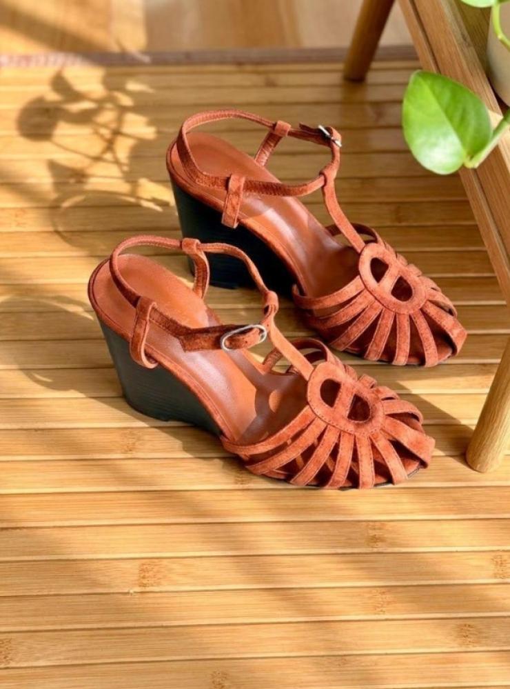Hermes women