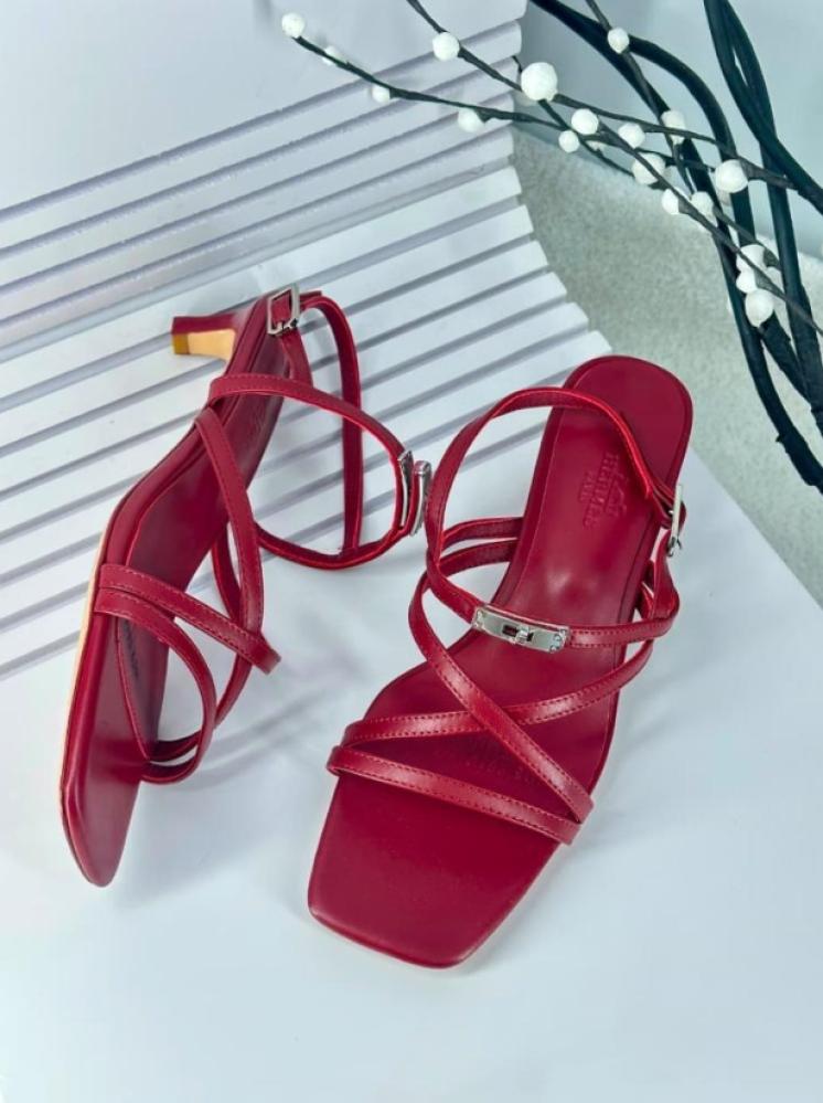 Hermes women