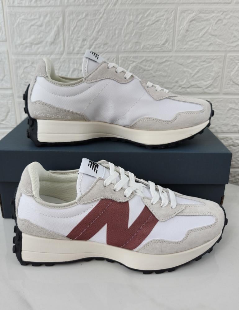 New Balance 327