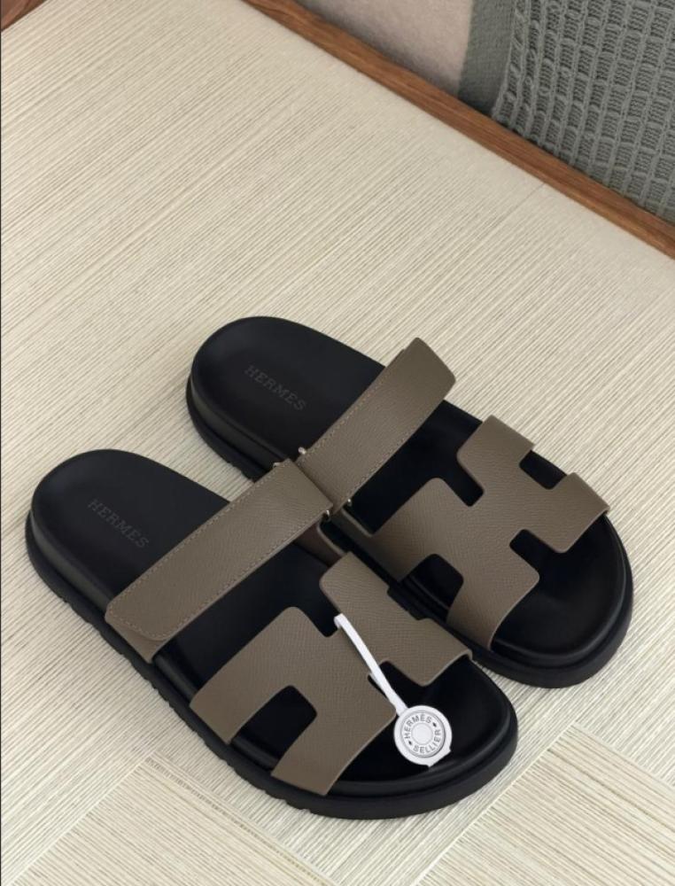 Hermes women