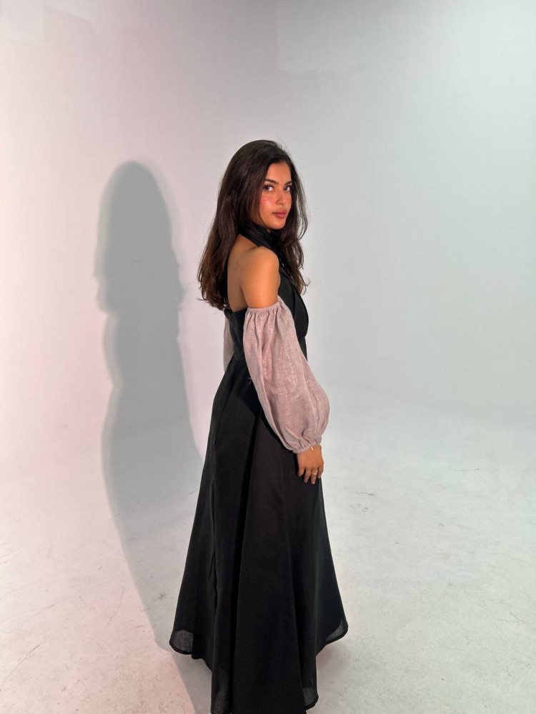 S16