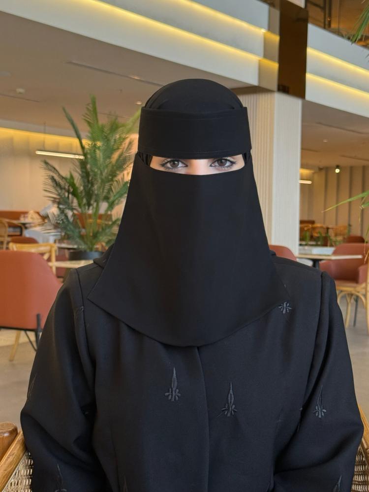نقاب كوري وسط مغاط واحد مقوى