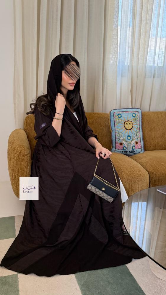عباية عبير بقماش جاكار ارتي مع تدخيلات من الجوانب سراميك بني