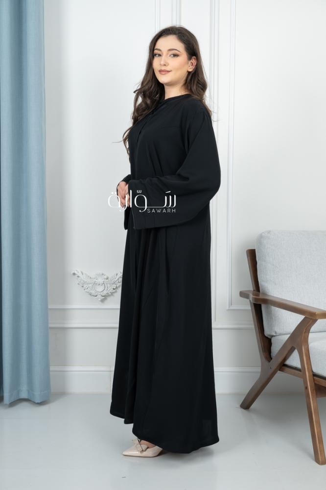 Thick abaya with thread on the sides
