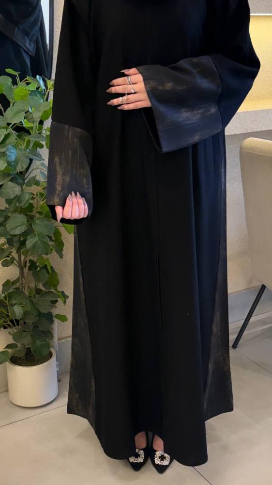 عباية جاكار راقي جنب واكمام