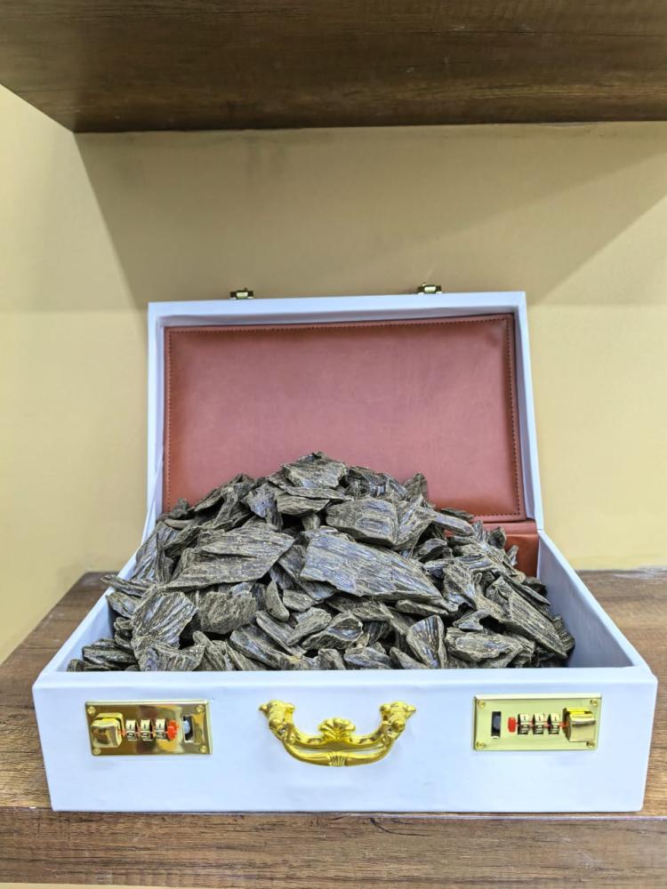 عود النادر المحسن
