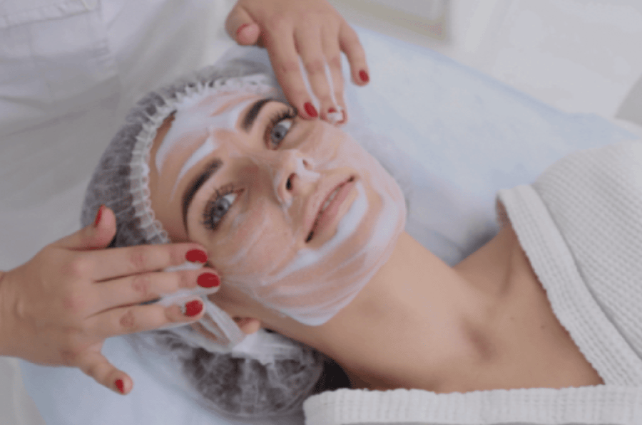 عرض تنظيف هيدرابيوتي فروة الرأس كوري مع ديرمابن اكسوزوم