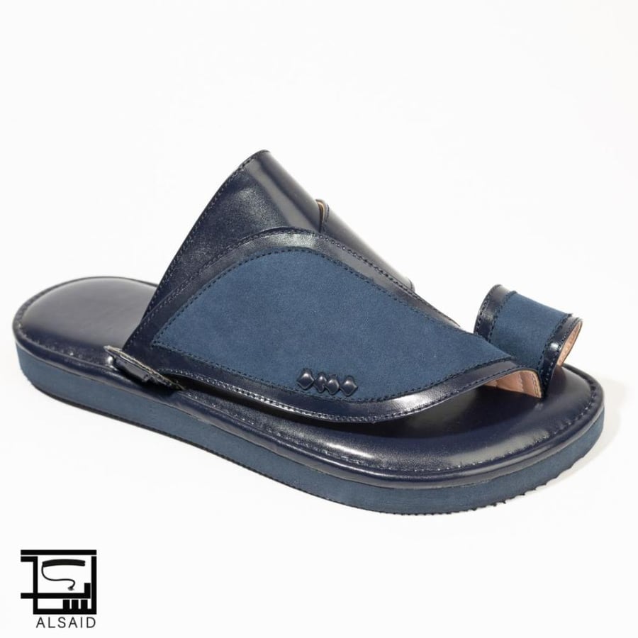 حذاء شرقي M/56