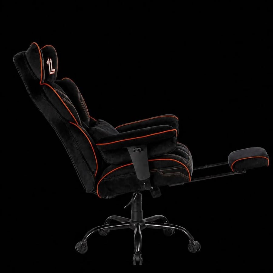 كرسي سيقنتشر المخمل باللون الاسود من ايليفين لاب | ELEVEN LAB SIGNATURE Black Velvet Chair