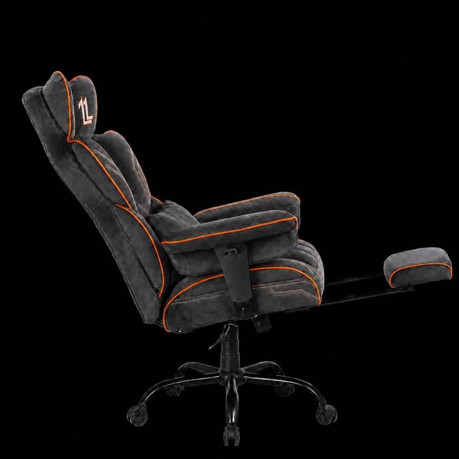 كرسي سيقنتشر المخمل باللون الرمادي من ايليفين لاب | ELEVEN LAB SIGNATURE Gray Velvet Chair
