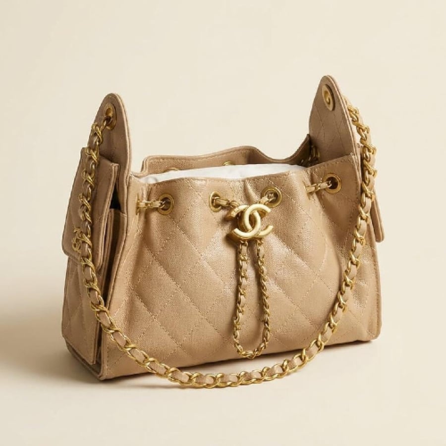 حقيبة شانيل CHANEL يد نسائية أناقة فاخرة بتصميم راقٍ