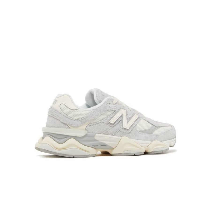 9060 'QUARTZ GREY'