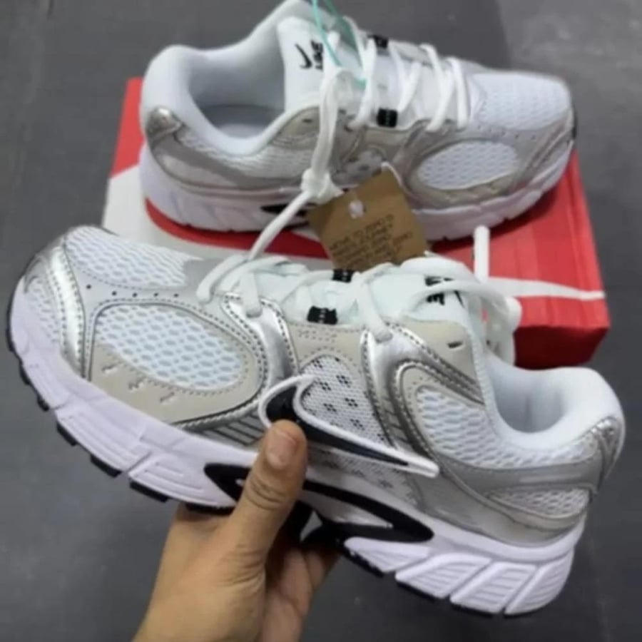 Nike V5 RNR 'Vast Grey'