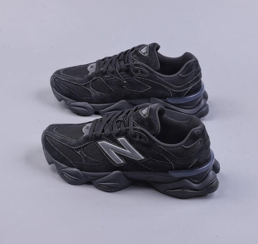 9060 'TRIPLE BLACK'