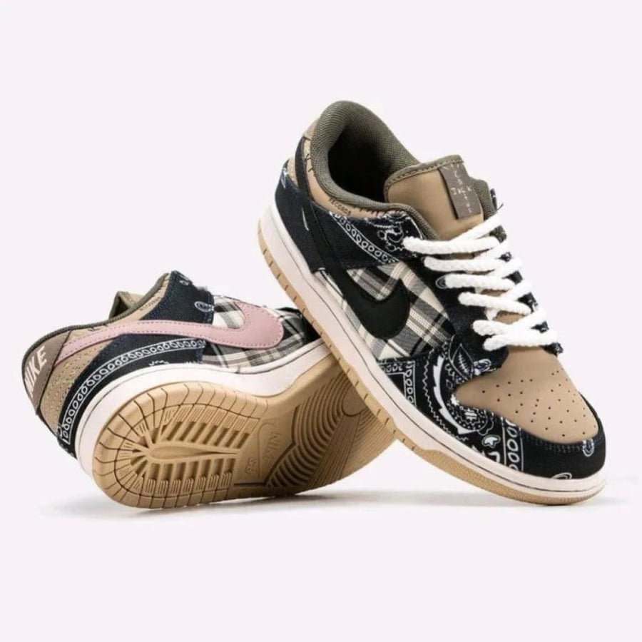 Nike SB Dunk Low Travis Scott