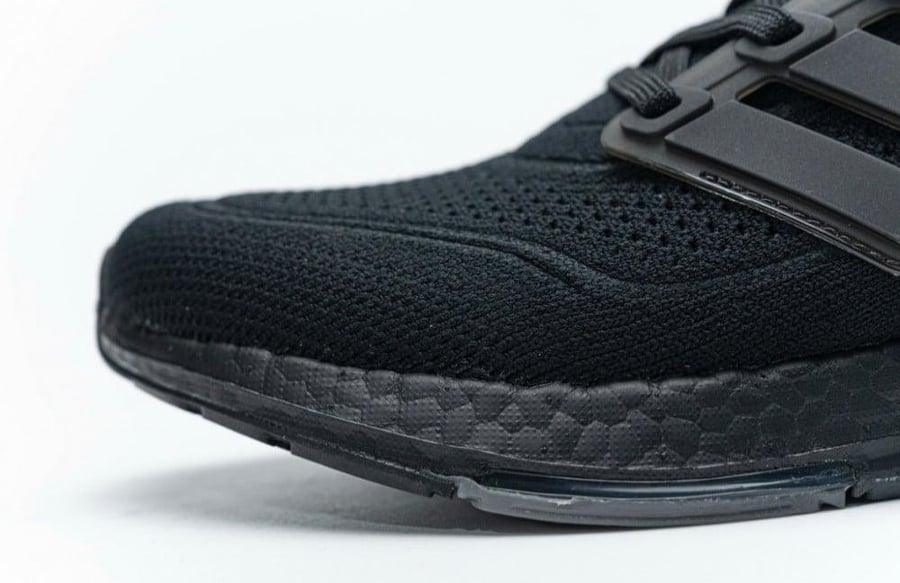 adidas Ultra Boost 2021 Triple Black