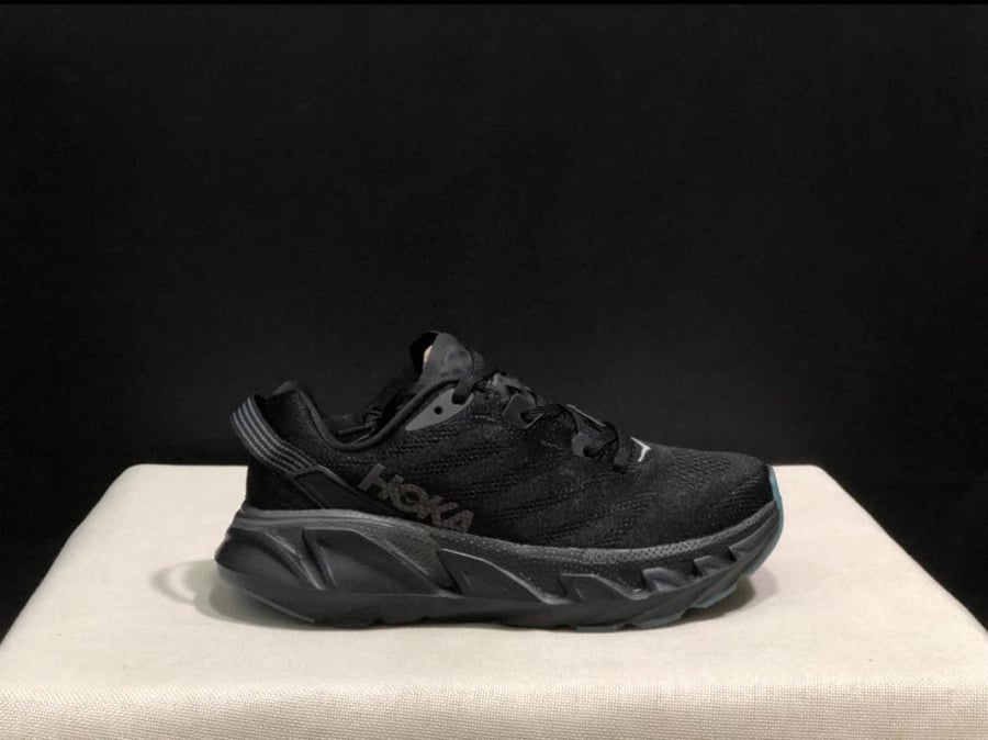 HOKA ONE ELEVON 2