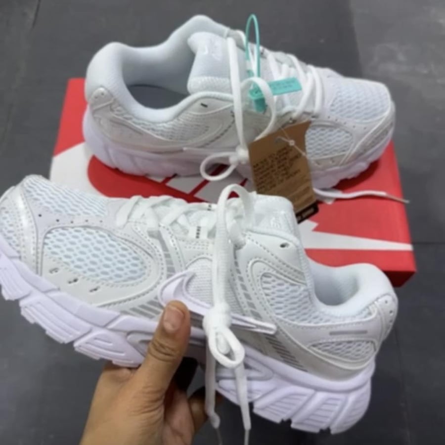 Nike V5 RNR 'White Metallic Silver'