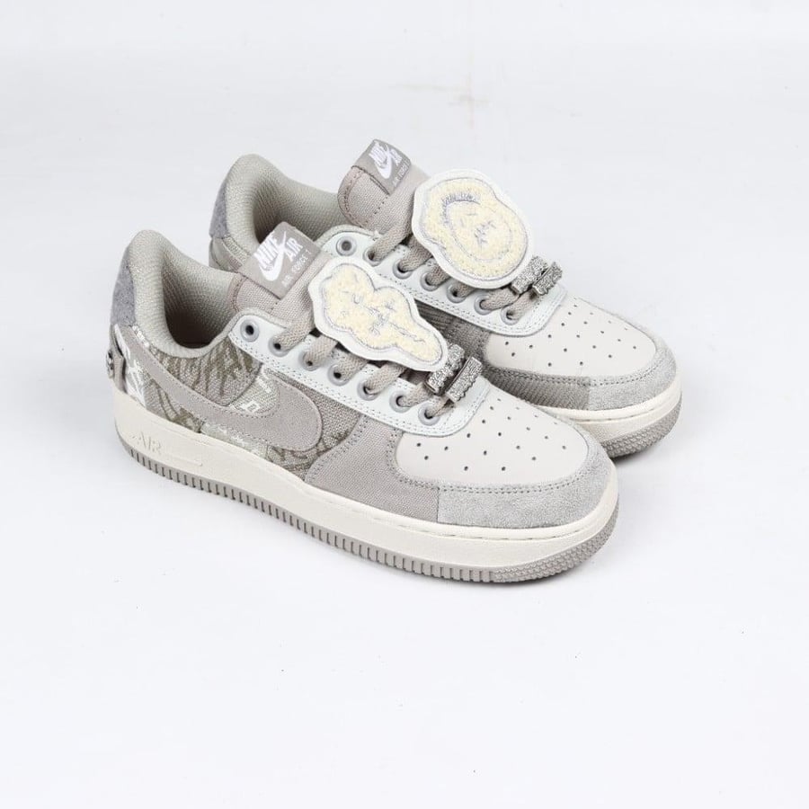 Air Force 1 Low X Travis Scott Grey White