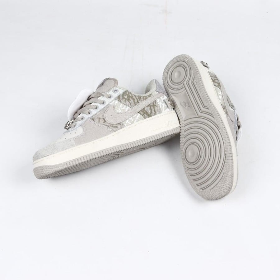 Air Force 1 Low X Travis Scott Grey White