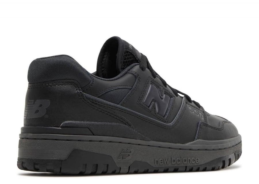 New Balance 550 TRIPLE BLACK
