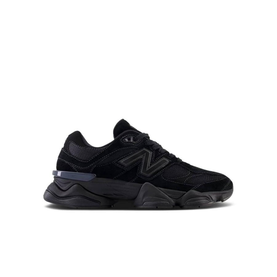 9060 'TRIPLE BLACK'