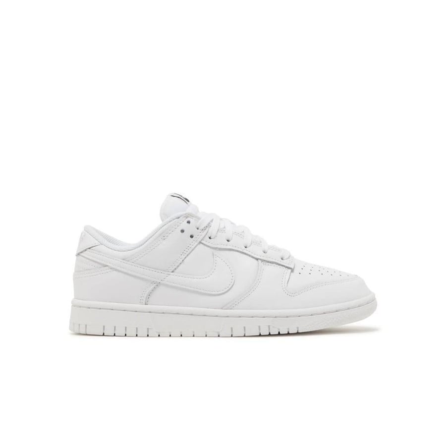 Dunk Low 'Triple White'