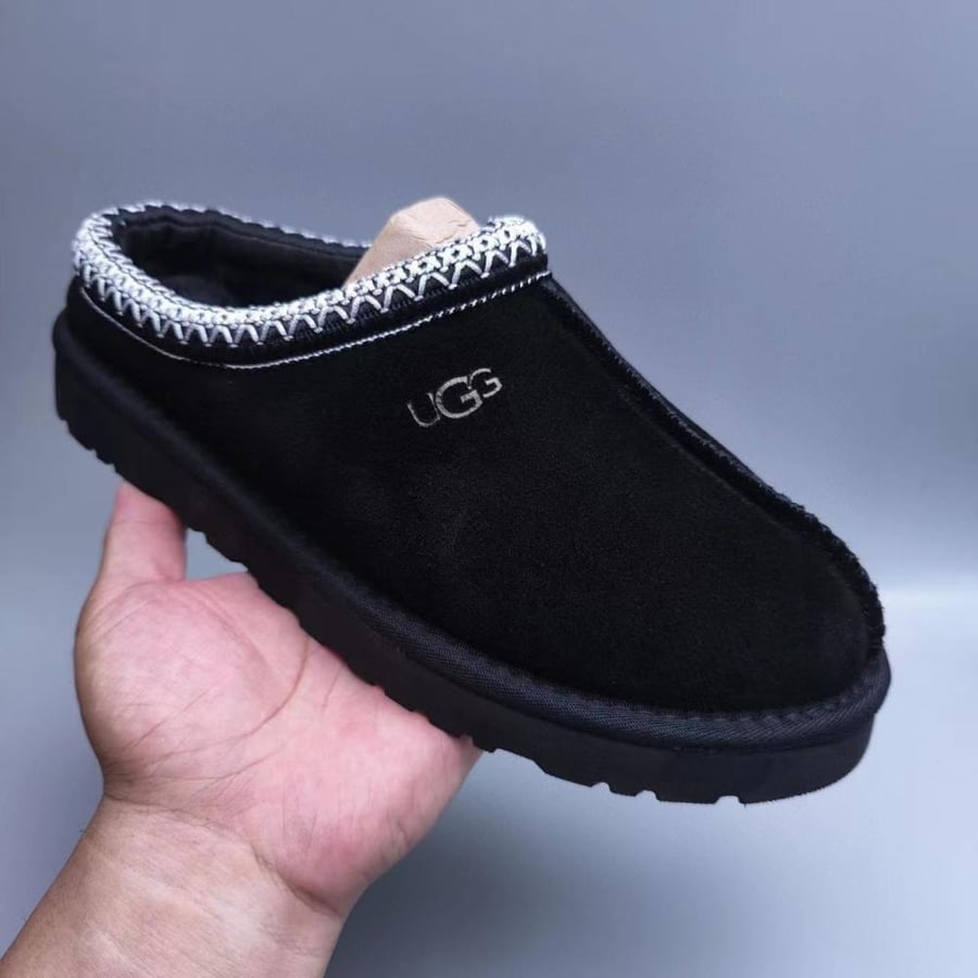خف تاسمان من UGG