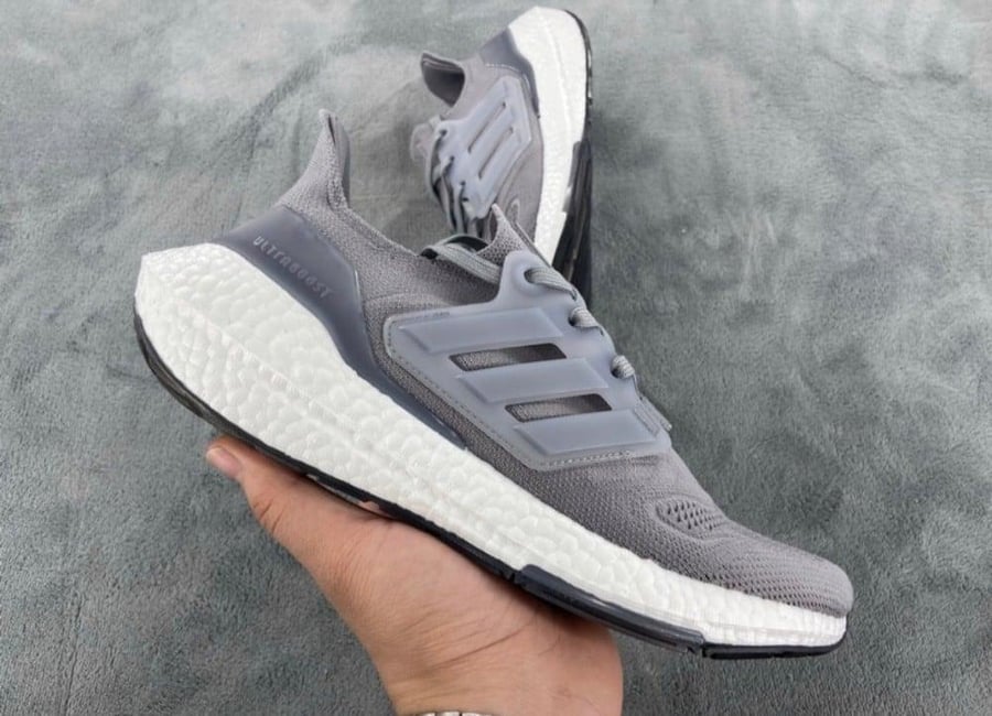 adidas Ultra Boost 2022 Greyish White
