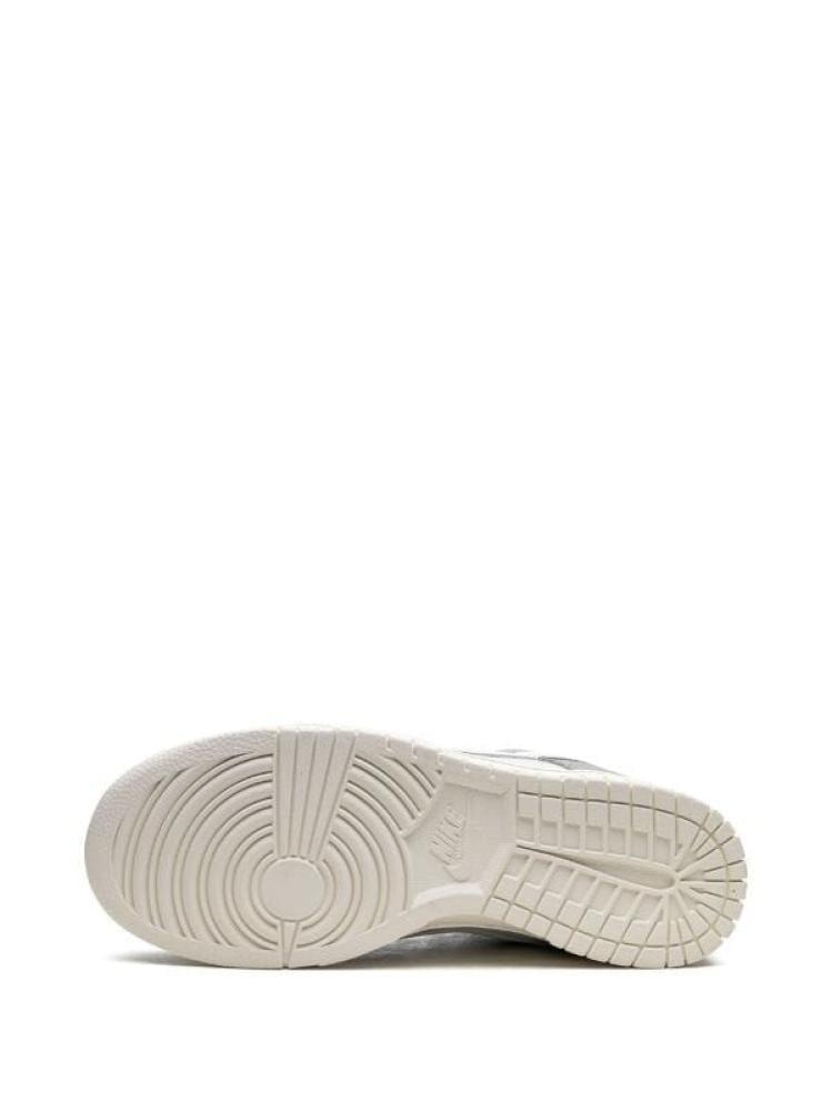 حذاء رياضي Dunk Low Retro PRM "Mica Green".