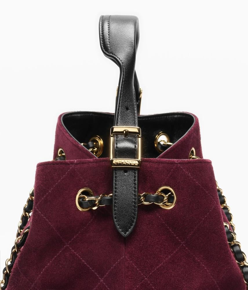 Suede Calfskin, Shiny Lambskin & Gold-Tone Metal  برغندي، أسود