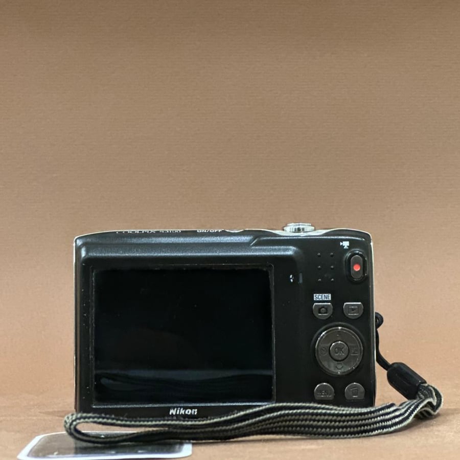 Nikon Coolpix S3100