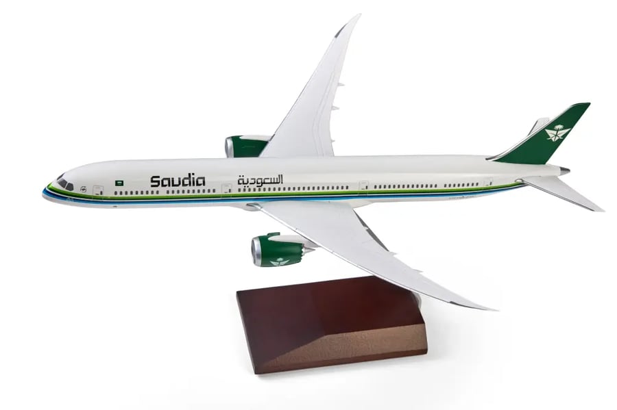 Dreamliner 787-10 – نموذج طائرة مقياس 1/200 – Saudia Airlines
