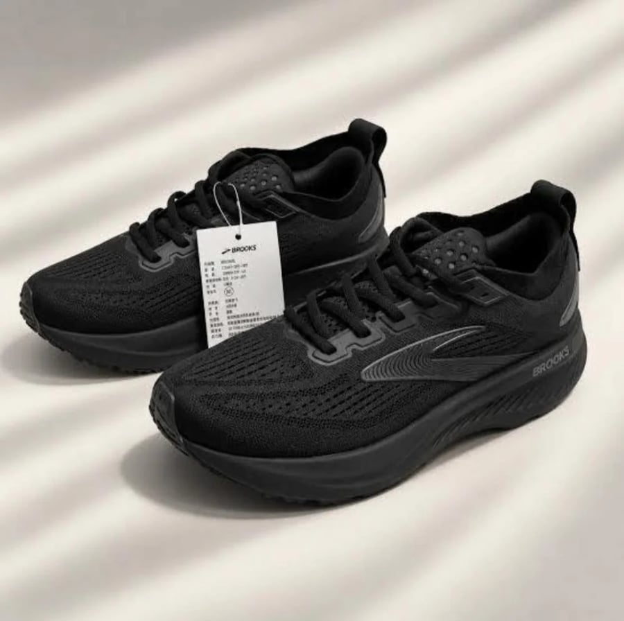 حذاء رياضي جليسرين ماكس 2 للرجال من بروكس BROOKS.