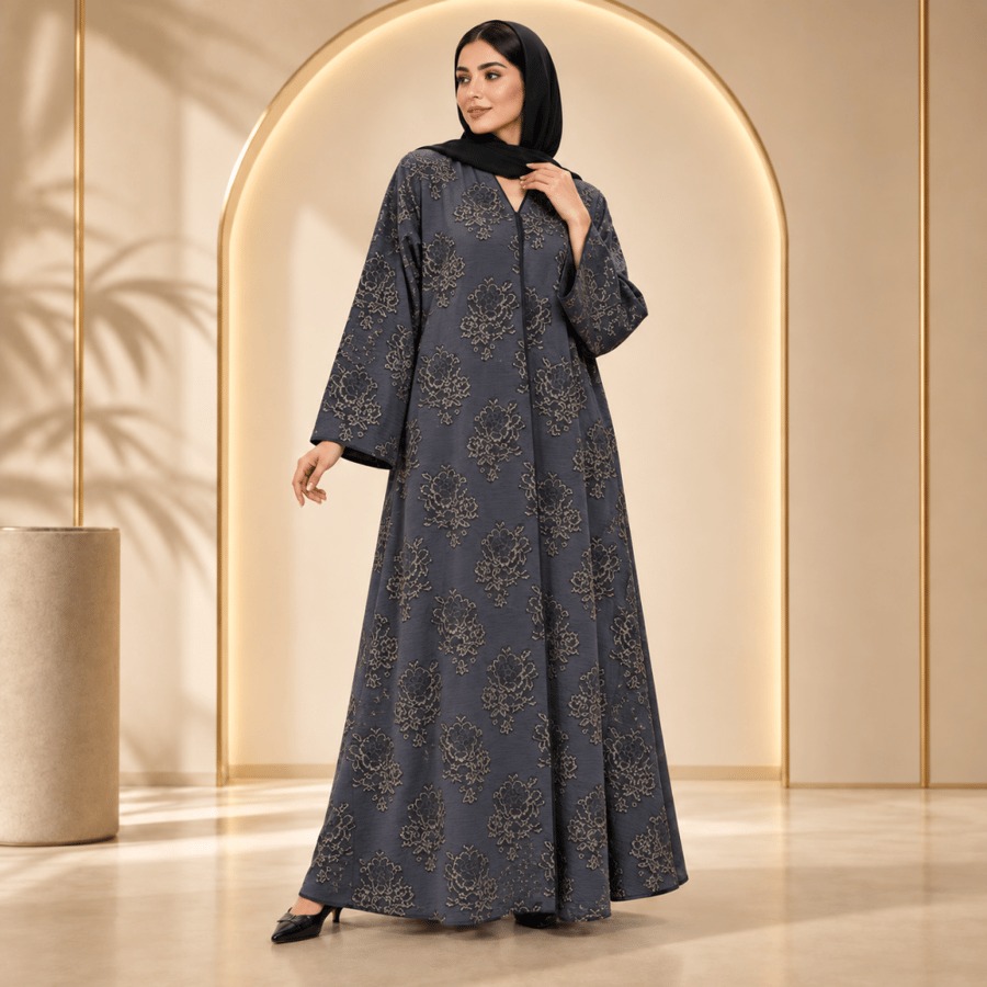عباية نسائية بنقش للخروجات