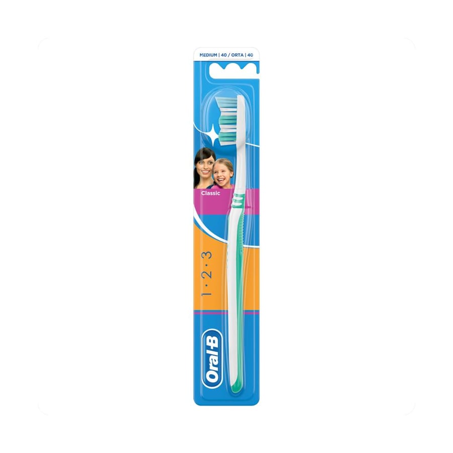 Oral-B Classic فرشاة أسنان - وسط