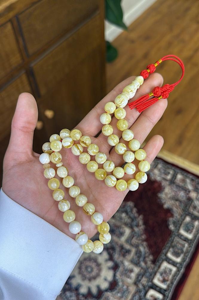 مسباح مستكة مصري شبيه الكهرمان برائحة فواحة