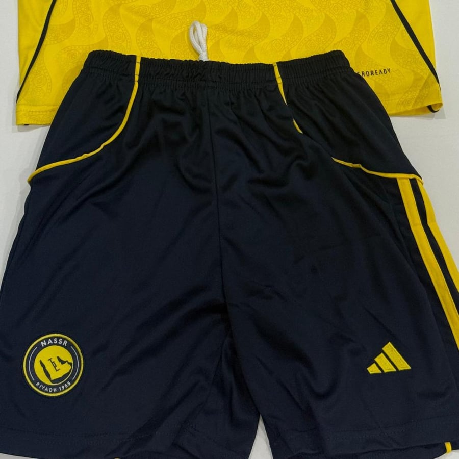 النصر 25-26 الطقم الاساسي ( أطفال )