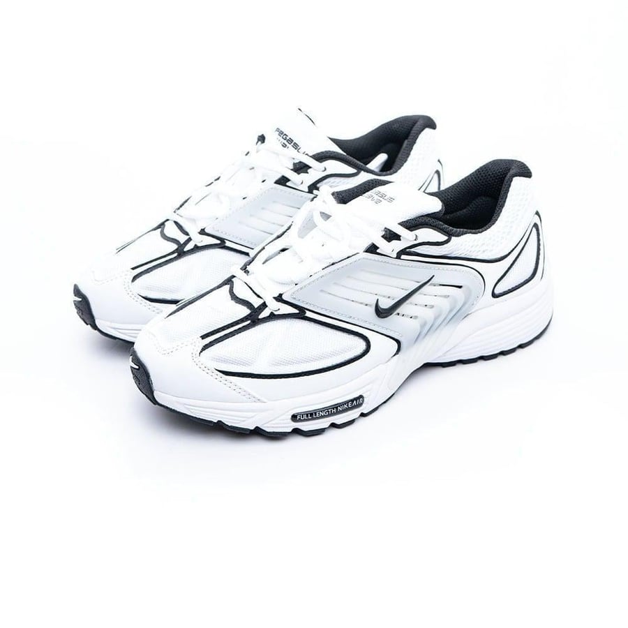 حذاء NIKE رجالي
