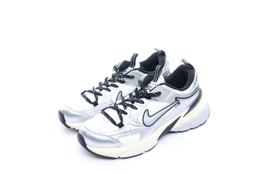 حذاء NIKE رجالي 124