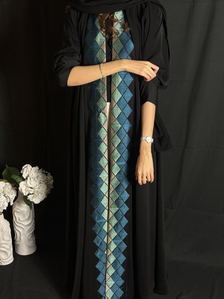ABAYA 05