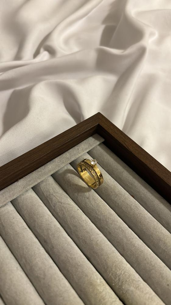 Women's ring Cartier gold