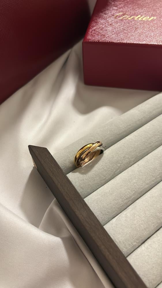 Women's ring Cartier