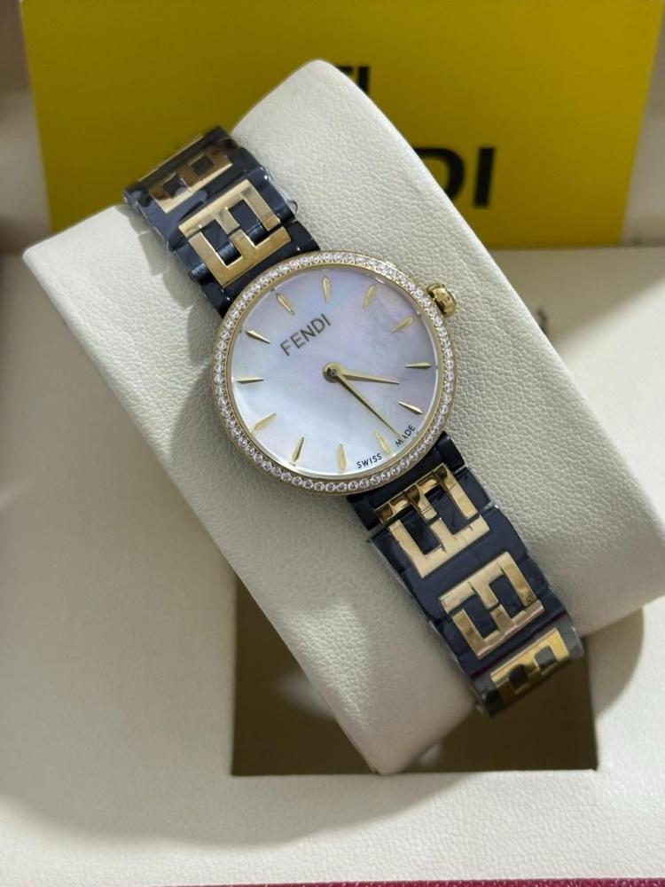 ساعات فاخرة Fendi