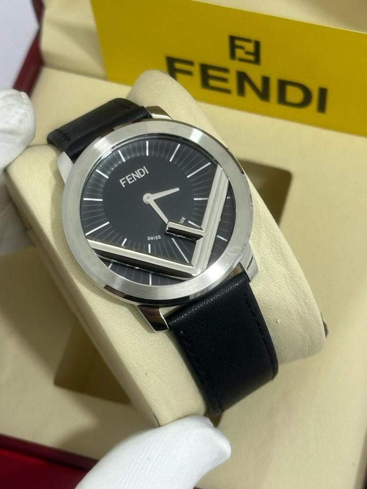ساعات فاخرة Fendi