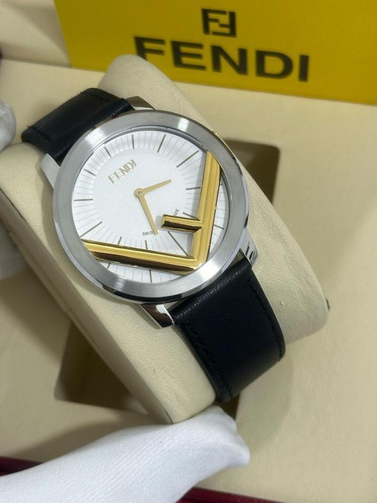 ساعات فاخرة Fendi